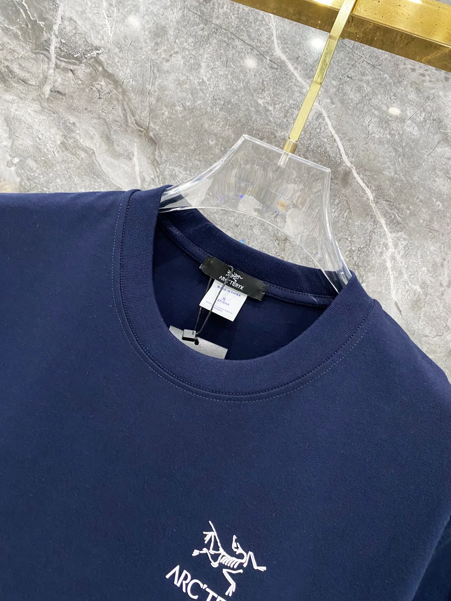 ， ，Classic logo ， Quality Original ， ， ， Premium 。 ！ :Black White，Royal Blue Sizes: S-XXL : g